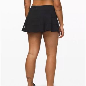 LULULEMON SKIRT 🖤